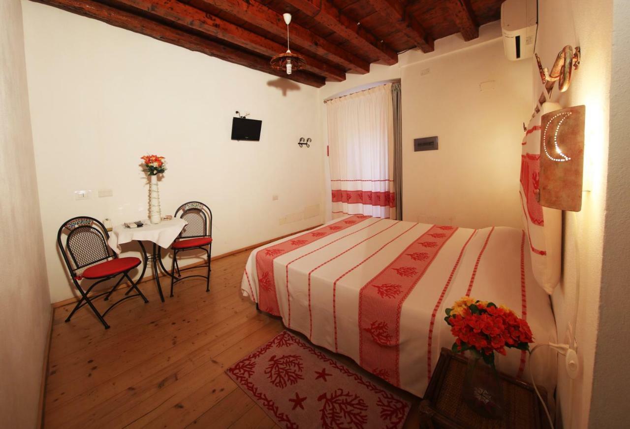 Note Sulla Piazza Bed & Breakfast Cagliari Exterior photo